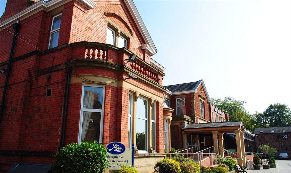 Alma Lodge Hotel Stockport Esterno foto